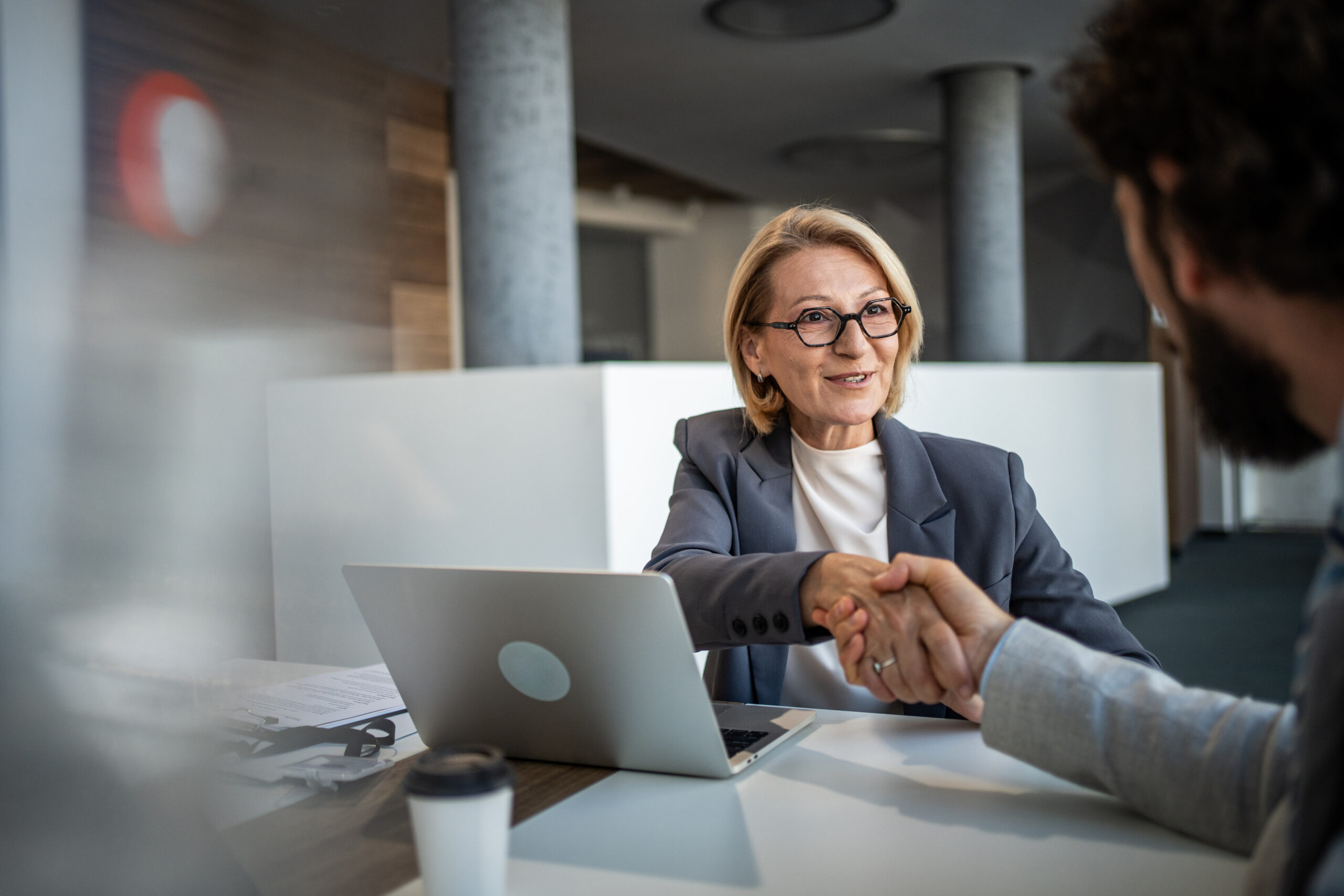 loi to close advisor